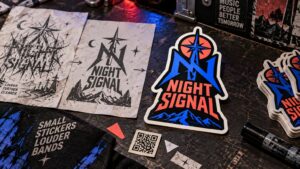 Read more about the article Sticker Typography for Band and Artist Logos: Readability at Small Sizes